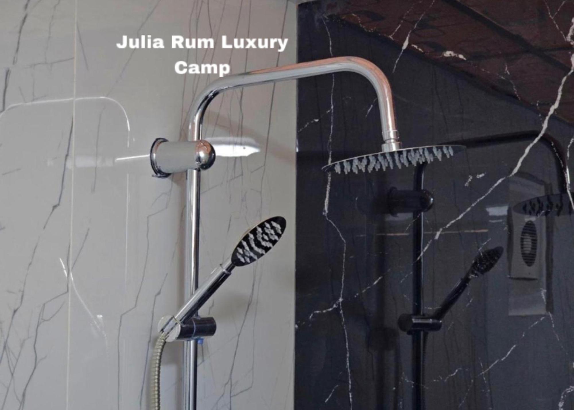 Julia Rum Luxury Camp ワディ ・ラム エクステリア 写真